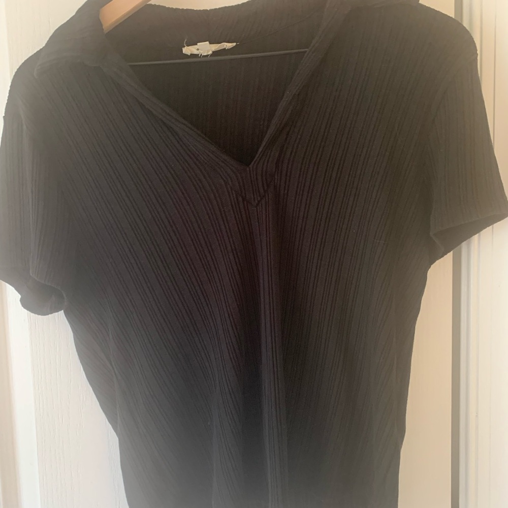 Madewell Black Ribbed V-Neck Short Sleeve Top